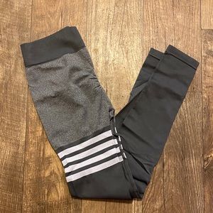 Bombshell thigh high sock Dupes Grey
